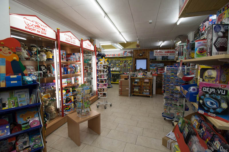 Spielwaren-Becker